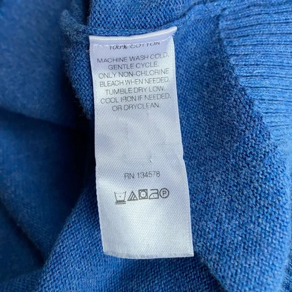 Vineyard Vines 1/4 Zip Sweater - Picture 5 of 9